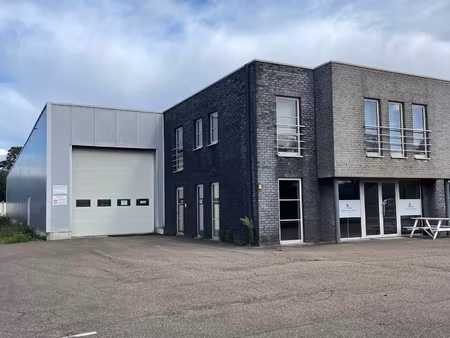 commercieel te huur in oudsbergen