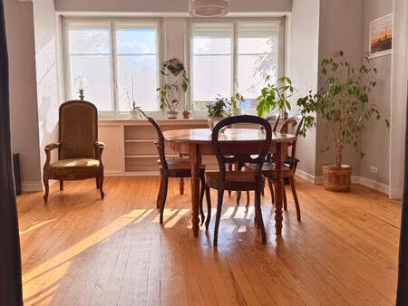 maison de maître + appartement indépendant – fort potentiel