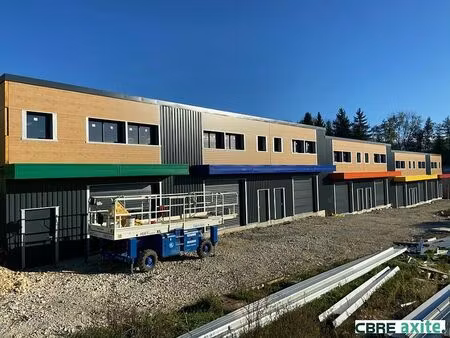 location local d'activités novalaise 340 m²