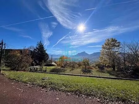 terrain de 1167 m2 en vente - saint-alban-leysse  auvergne-rhône-alpes