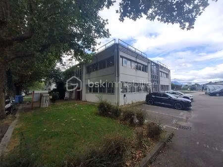 bureau de 223 m² à saint-martin-le-vinoux