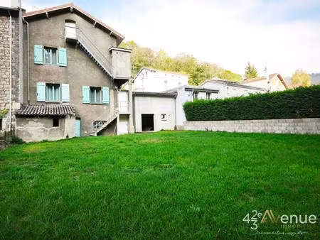 maison mitoyenne dans les hauteurs de la ricamarie