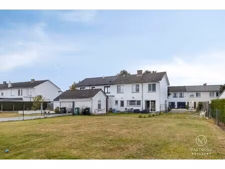 rustig gelegen gezinswoning met tuin te ninove