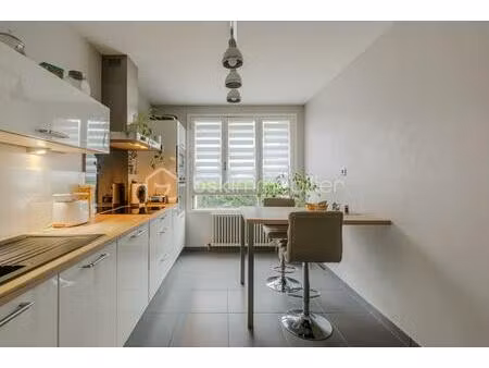 appartement de 75 47 m² à lyon-8e-arrondissement