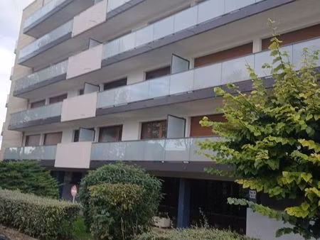 f4 residence des lys libre 1er décembre