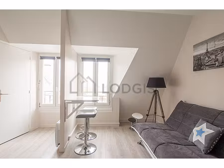 studio meublé avec ascenseur et concierge