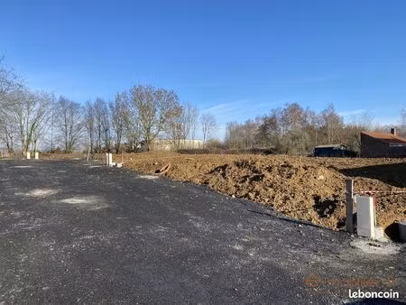 terrain 533 m² moncheaux