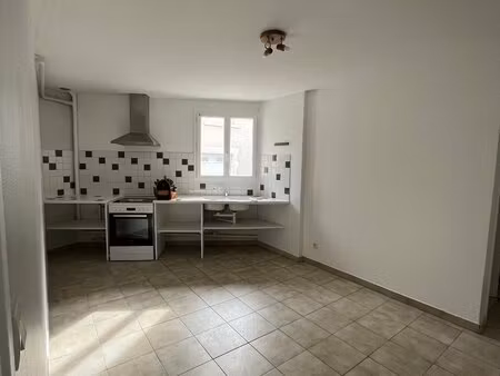 location maison 3 pièces 77m² cognac 16100