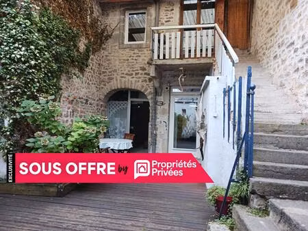 maison conliege 6 pièce(s)