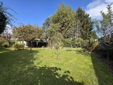 terrain 400m²