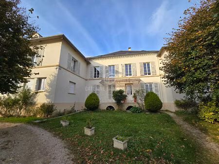 location appartement 2 pièces 52m²