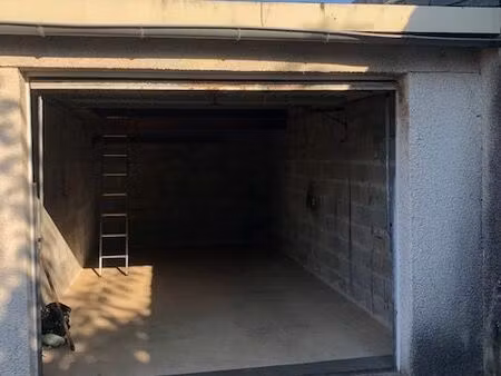 vente commerce 17 m² bordeaux (33300)