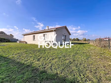 sous offre!! charmante maison de plain-pied de 2024  2 chambres et garage - 71680 creches 