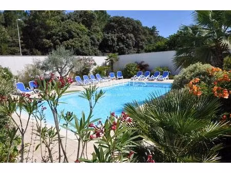 saint-georges-d’oléron – propriété d’exception composée de 6 gîtes avec piscine  à deux...