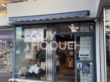 saint quay portrieux : a vendre local commercial !