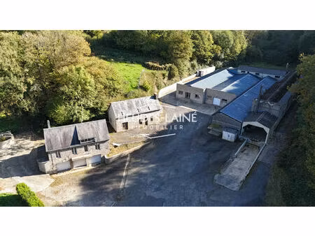 entrepôt / local industriel - st-senier sous avranches