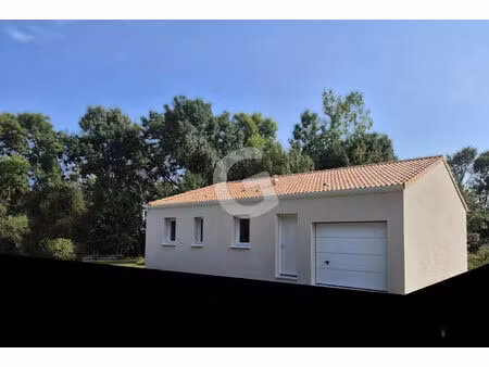 maison 4 pieces 82m² a vendre la jonchere