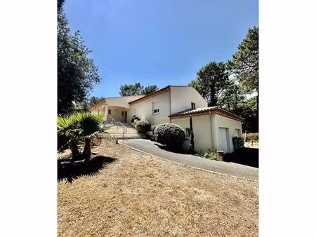 vente maison 7 pièces 160 m² soulac-sur-mer (33780)