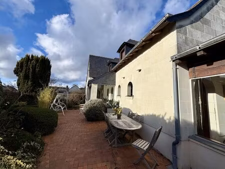 grande maison familiale en tuffeau – 165 m²