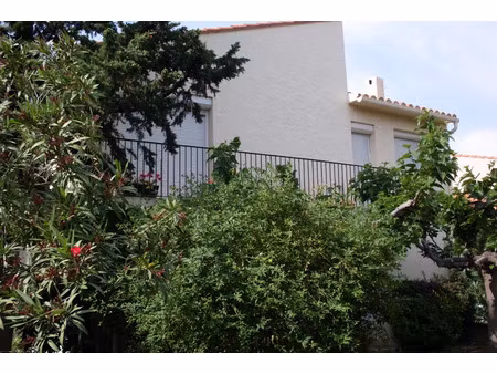 location maison 6 pièces 130 m² à perpignan (66000)  1 050 €