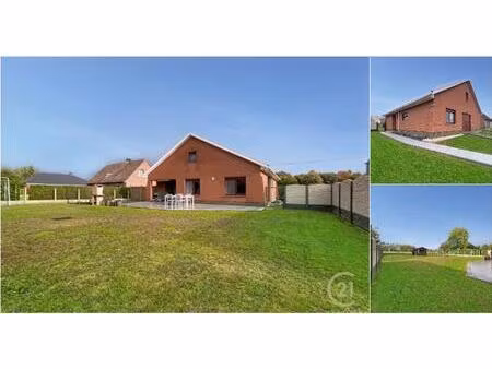 villa à vendre à rue de lens 58 casteau (vbd41954)