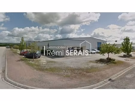 location local commercial