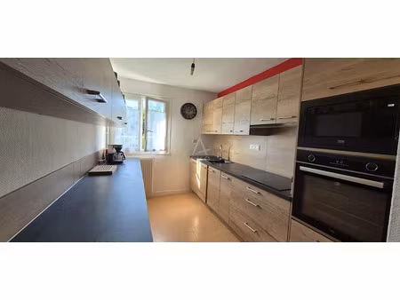 vente appartement 4 pièces 63 m² à lanvéoc (29160)  116 500 €