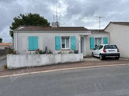 vente maison à brem-sur-mer (85470) : à vendre / 59m² brem-sur-mer