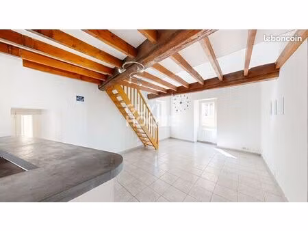 appartement 2 pièces 68 m²