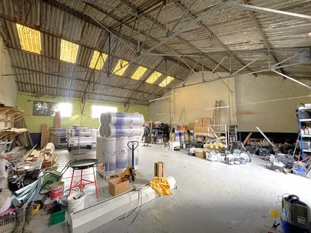 vente locaux professionnels 1896 m² à provin (59185)  315 000 €