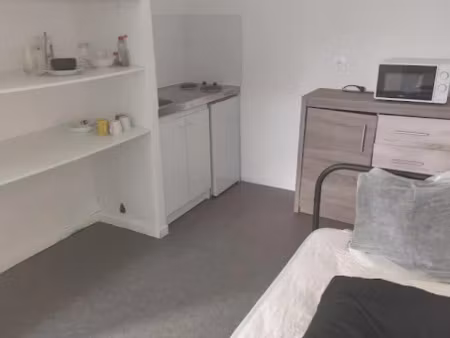 location meublée appartement 1 pièce 28 m² à bouconvillers (60240)  660 €