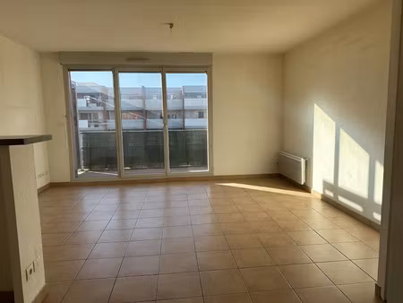 location appartement 2 pièces 43 m² à toulouse (31000)  620 €