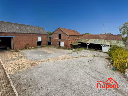 corps de ferme  enorme potentiel !!!