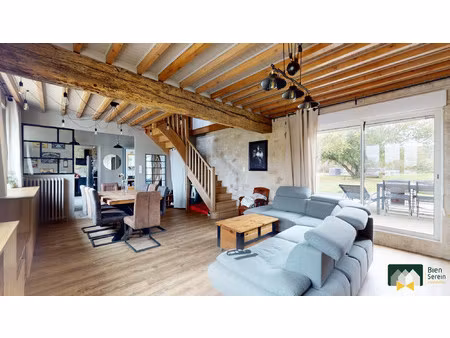 superbe longere renovee - saint aubin des bois