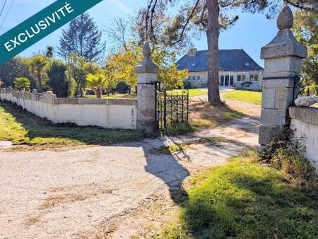 a 2h20 de paris et 40 mn de rennes en train