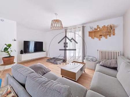 pavillon familial de 129 m2 avec jardin clos et garage - sai