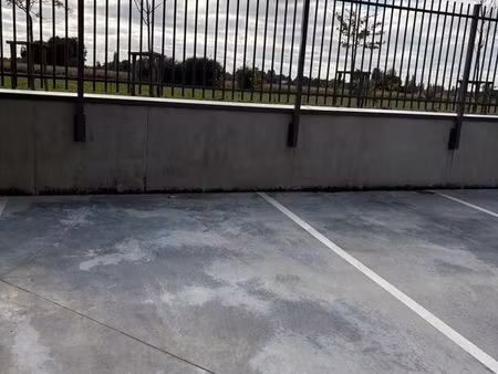 location parking sécurisé roncq (59223) – 50/mois