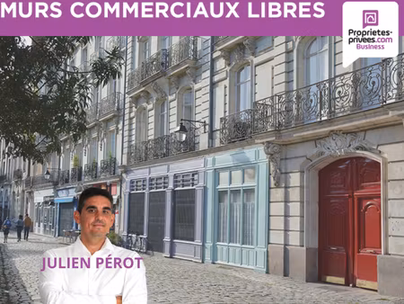 22400 lamballe. murs commerciaux/locaux commerciaux/bureaux à vendre en hyper centre !