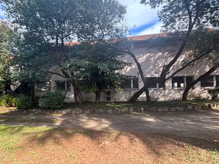 entrepôt / local industriel 0 pièces 500 m² à louer dax 40100 ? | era immobilier