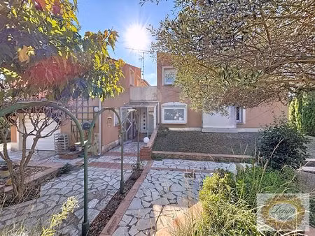 quartier la gazelle villa d'architecte de 124m2 + p3 de 60m2 sur