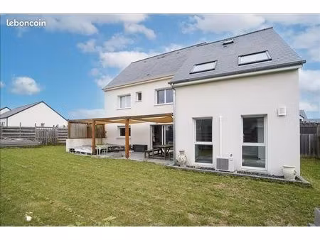 maison avec bureau independant et appartement type 2/3