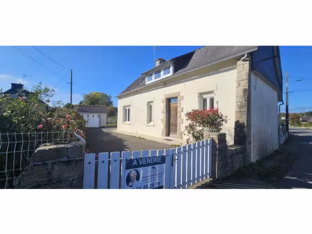 vente maison 4 pièces 96 m² à callac de bretagne (22160)  129 900 €