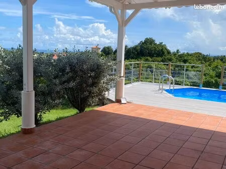 villa de type f4 à louer