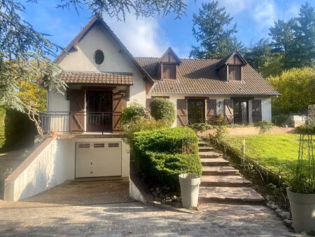 vente maison 7 pièces  185.40m²  sandillon