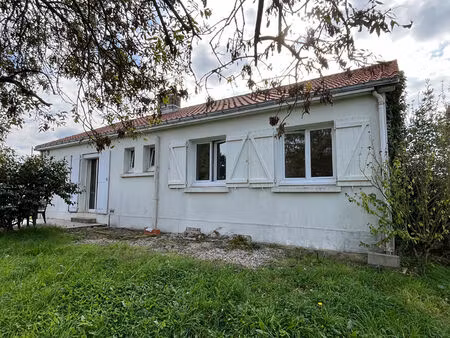 vente maison 6 pièces  96.00m²  commequiers
