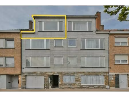 rustig gelegen 2-slaapkamer appartement in oostende