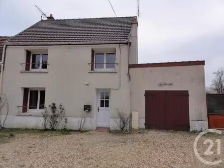 location maison 5 pièces 93m² chailly en brie 77120