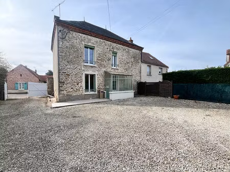location maison 4 pièces  136.78m²  corbreuse