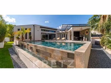 maison avec piscine et jardin lansargues (34)