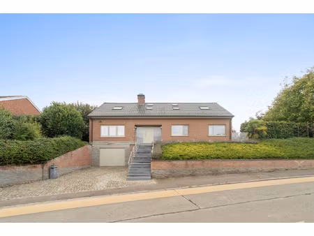 huis te koop in pajottegem met 3 slaapkamers